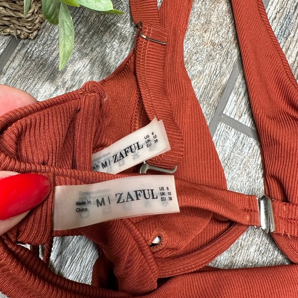 ZAFUL One Shoulder Ribbed Colorblock Cutout Bikini - Picture 7 of 9